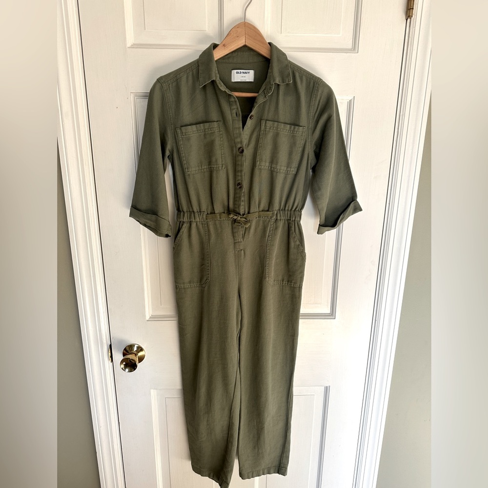 Old Navy Girls Jumpsuit, Size 10/12, EUC!